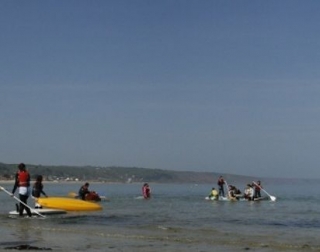  Paddle surfing in the English Channel 